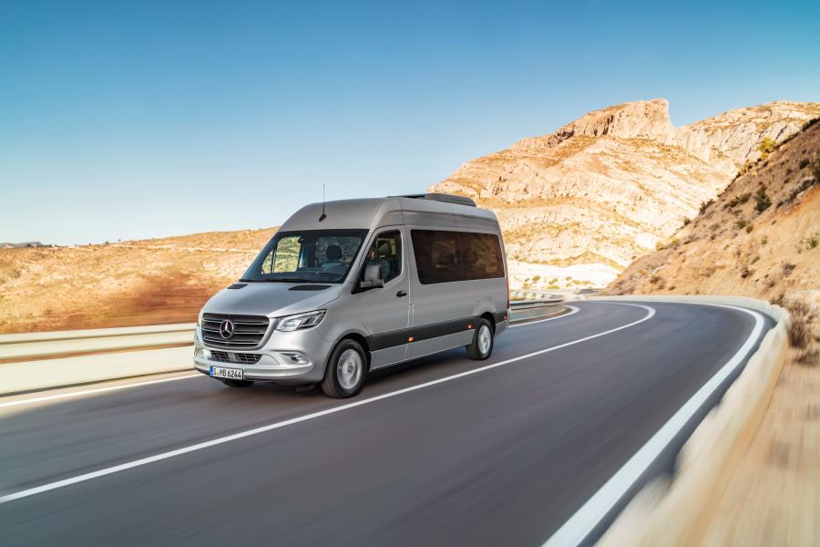  Mercedes-Benz Sprinter 319 CDI Tourer 2018 года  (WW) (фото 15 из 35)